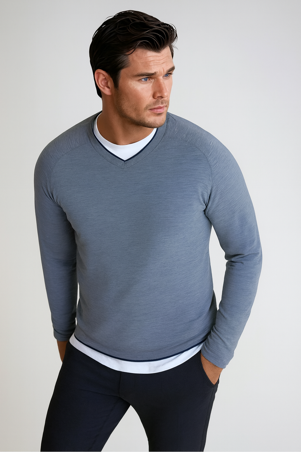 Seamless V-Neck Pullover Shirt